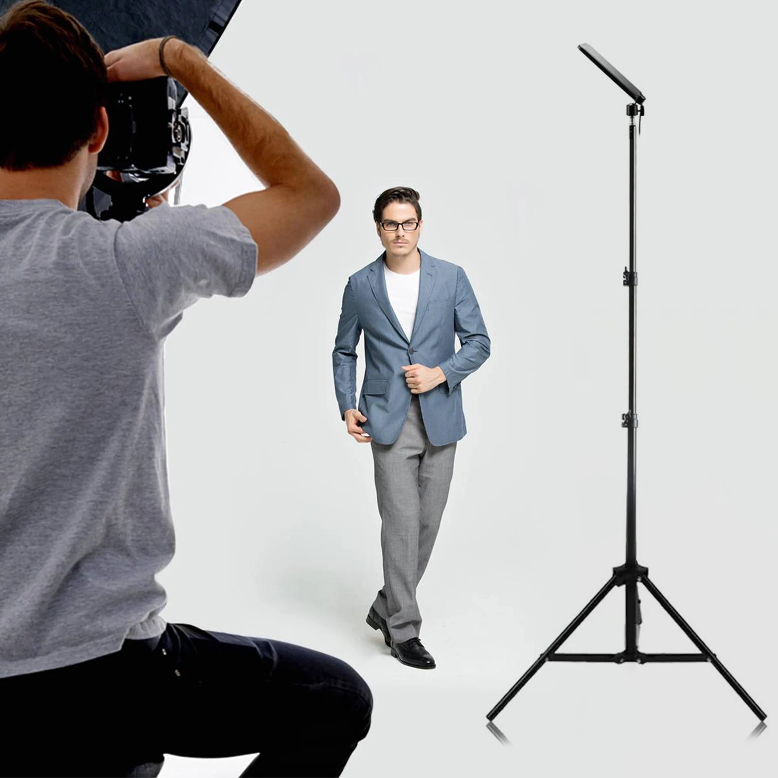 USB Rechargeable Work Light with Tripod Stand LED Barbecue Lamp 1680 Lumen Night Fishing Lights for Camping Hiking Night Fishing LumiGear